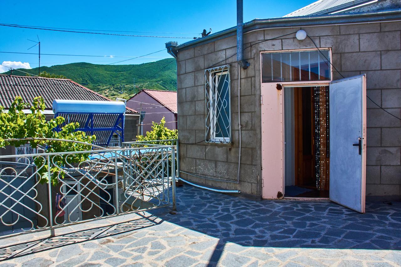 Guest House Svetlana Гори Экстерьер фото